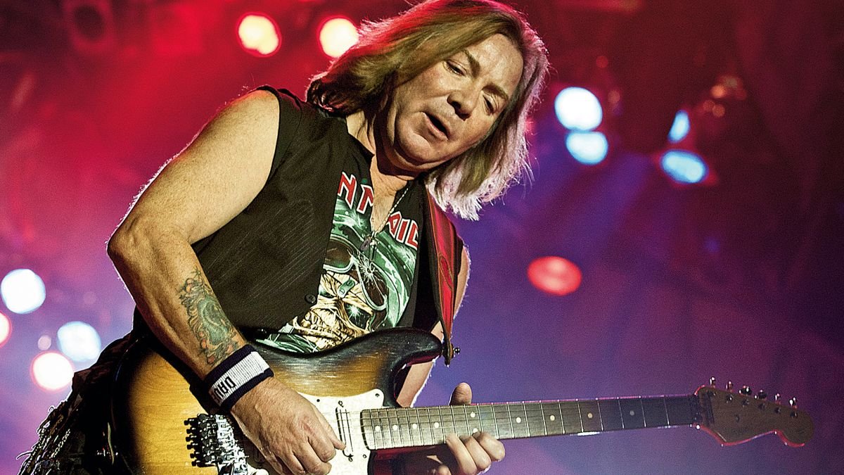 Dave Murray Net Worth: Guitarist's Career Wealth