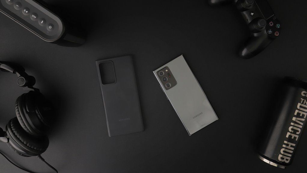 minimalist phone case styles
